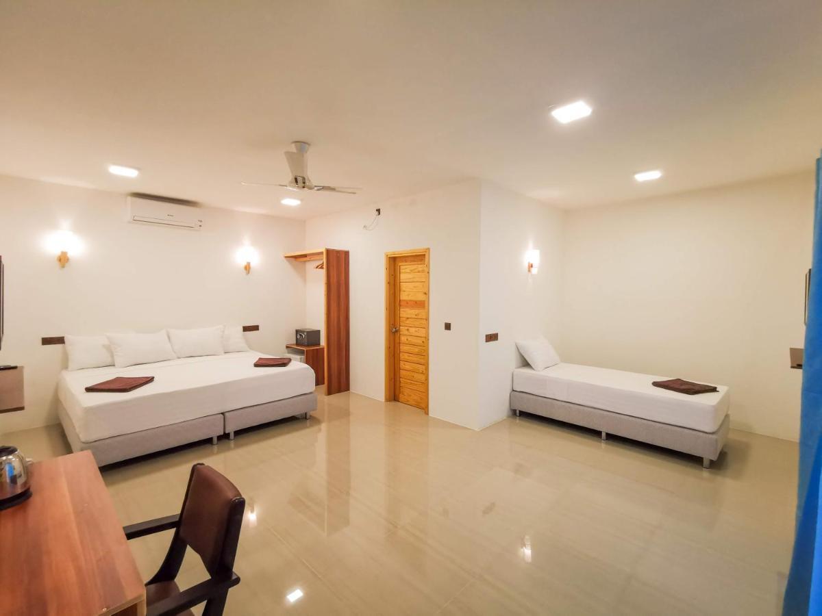 Thila Farm View Hotel Thoddoo Exterior photo